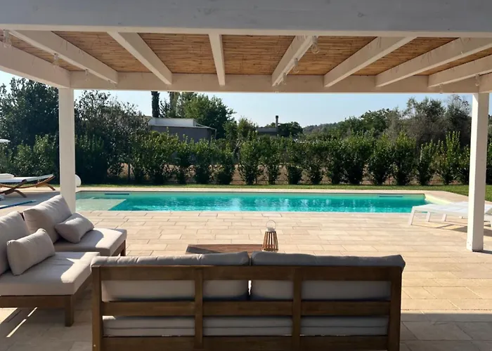 Villa Laura *